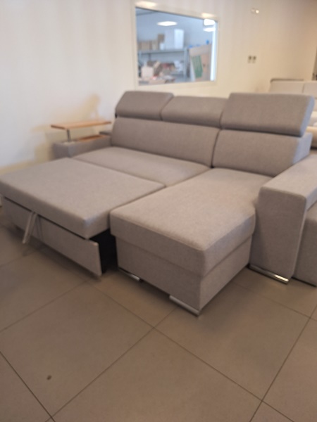 DIVANO CON PENISOLA FENICE  NR 45 STOCK