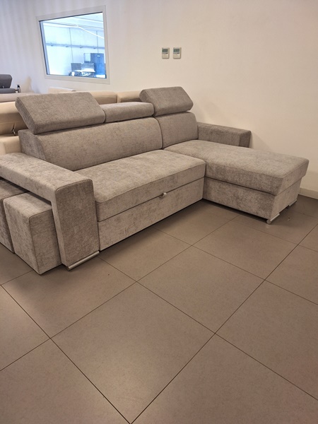 DIVANO CON PENISOLA FENICE  NR 50 STOCK